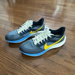 Nike Air Zoom - Pegasus 39 - size 11.5